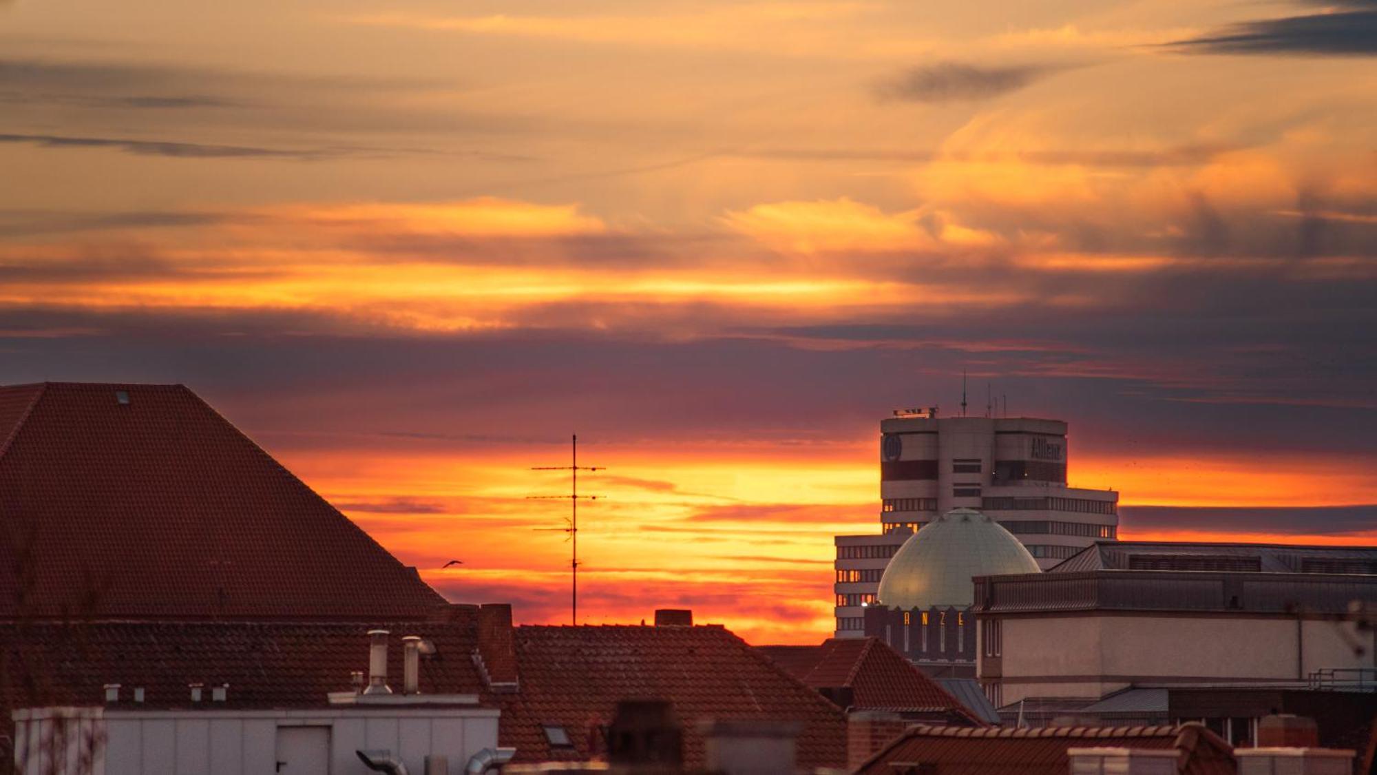 Eich-Penthouse, Zentral Am Stadtwald Mit Ausblick Ueber Die Stadt, 24H Self Check-In, Netflix, Disneyplus Hannover Exterior foto